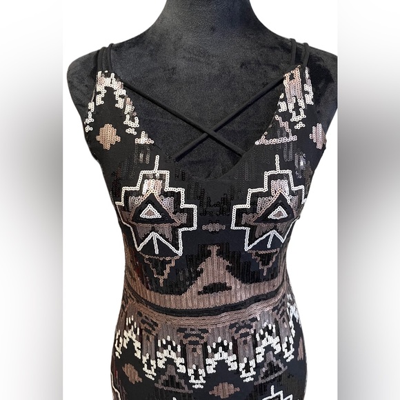 City Triangles Aztec Sequin Mini Dress |Size Junior 13 - Picture 4 of 12